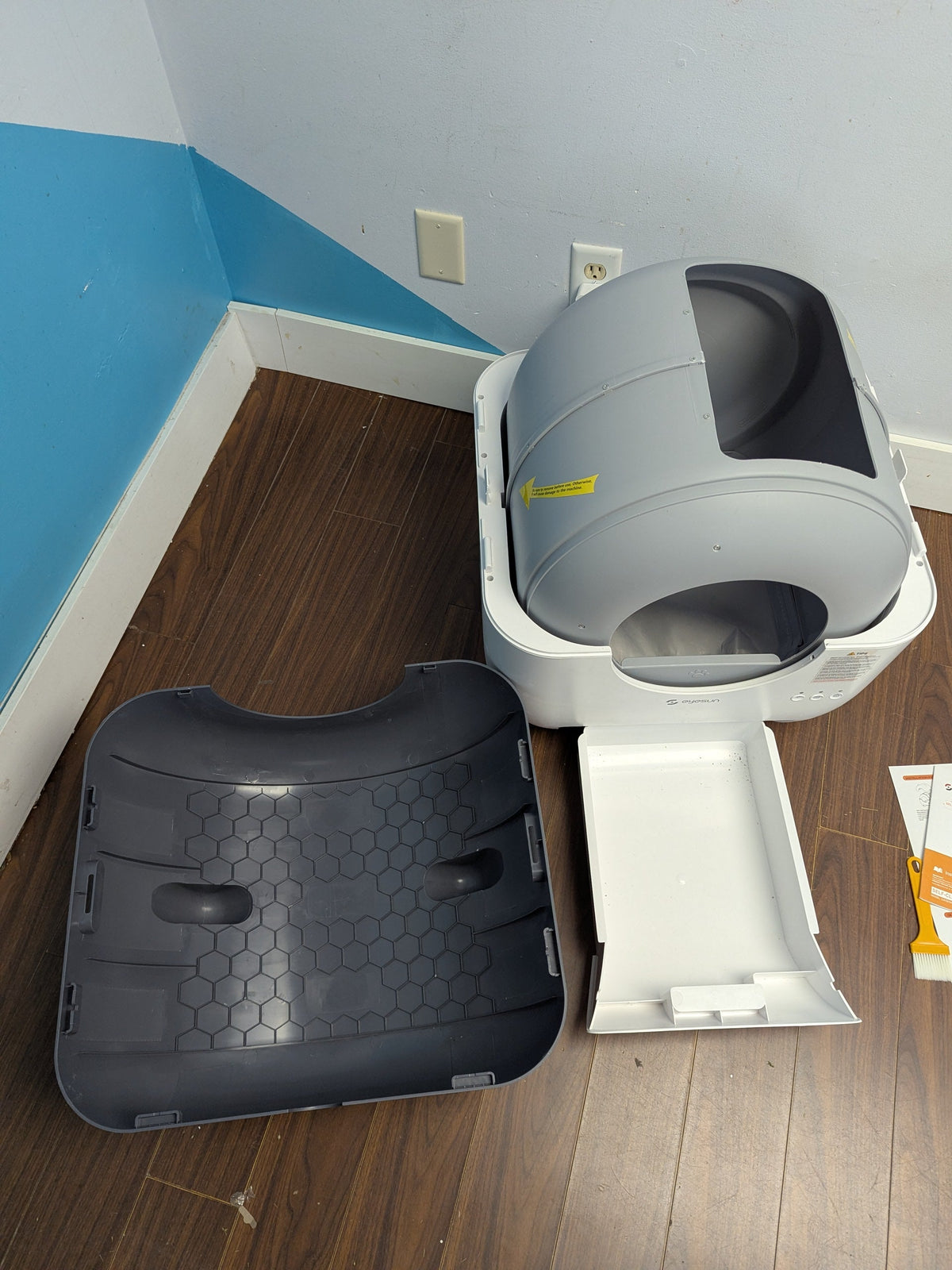 Self-Cleaning Cat Litter Box – 76L Automatic Cat Toilet with App Control